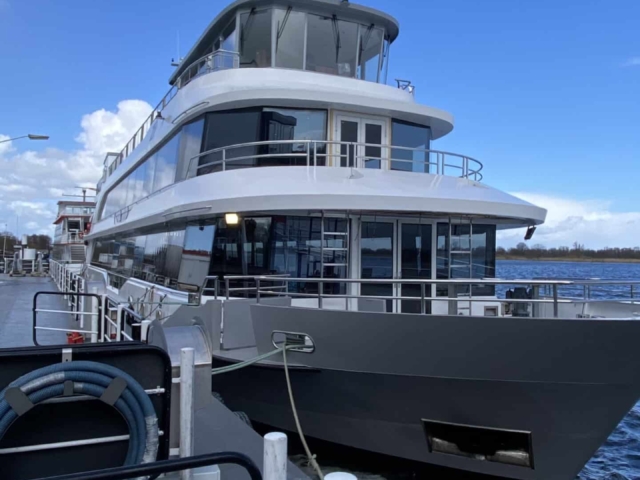 Netwerk en computer installatie rondvaartboot Z9 4 1 scaled