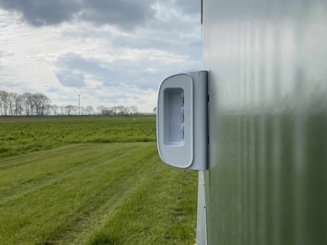 Draadloze Buitenbeveiliging boerderij zijkant scaled
